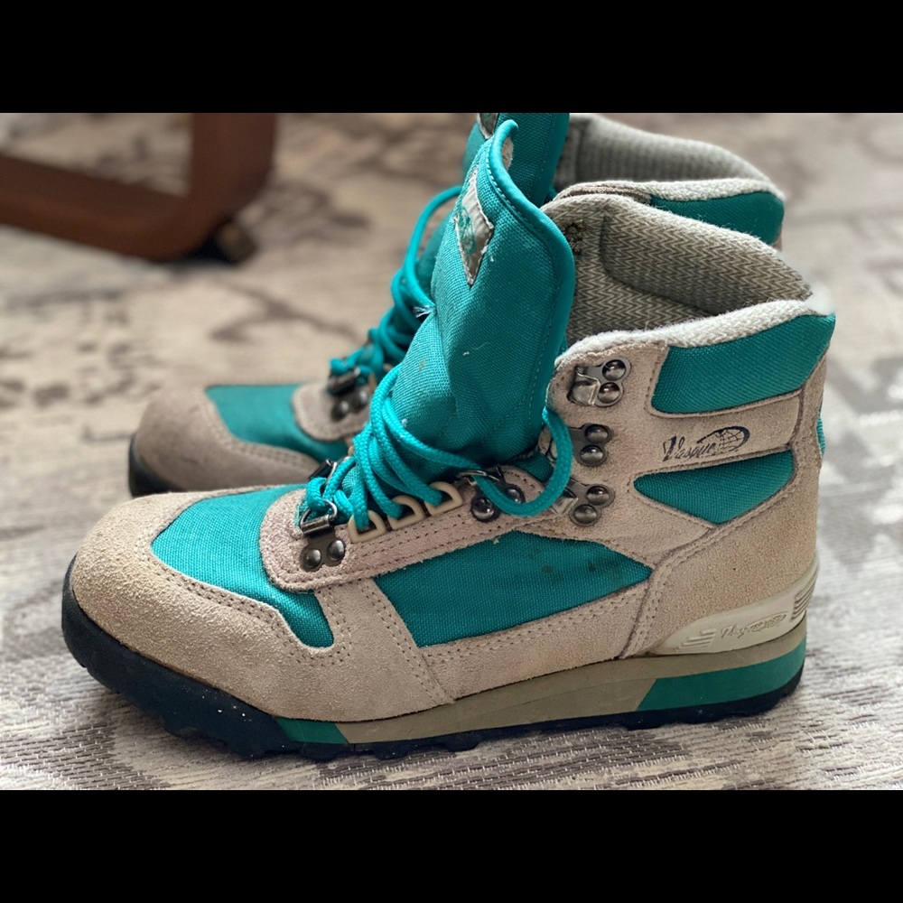 Vasque hiking boots vintage 7591 Us women’s size 8
